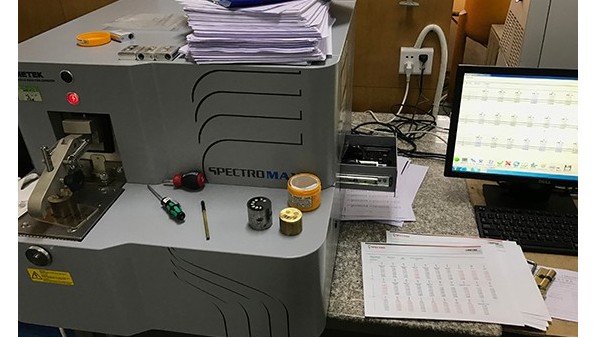 氬氣凈化機(jī)對(duì)直讀光譜儀的重要性